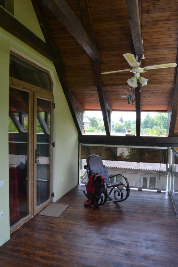 Romantic Guest House Kamianets-Podilskyi Luaran gambar