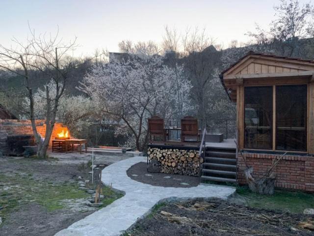Romantic Guest House Kamianets-Podilskyi Luaran gambar